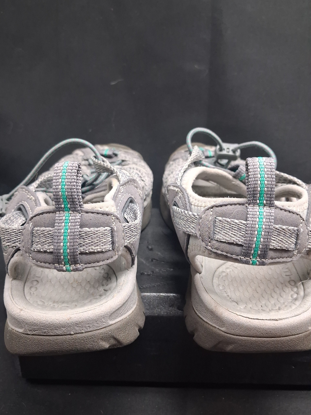 KEEN Women’s Whisper Open-Toe Sport Sandal - Gray with Teal Accents - Picture 4 of 9